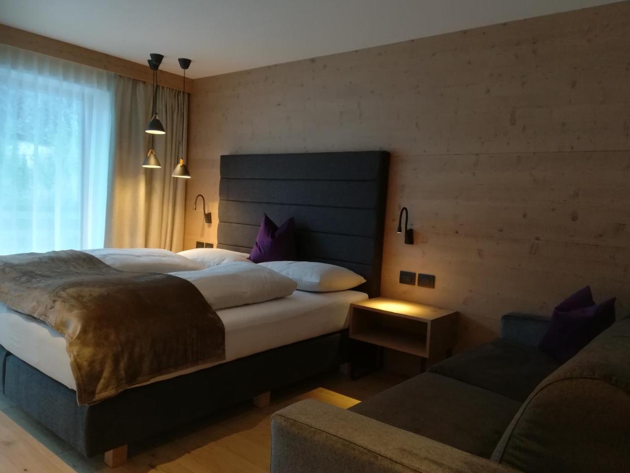 Hotel Alcialc Ла-Валле Екстер'єр фото